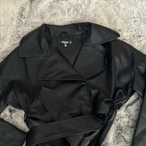 Cropped faux leather cropped jacket